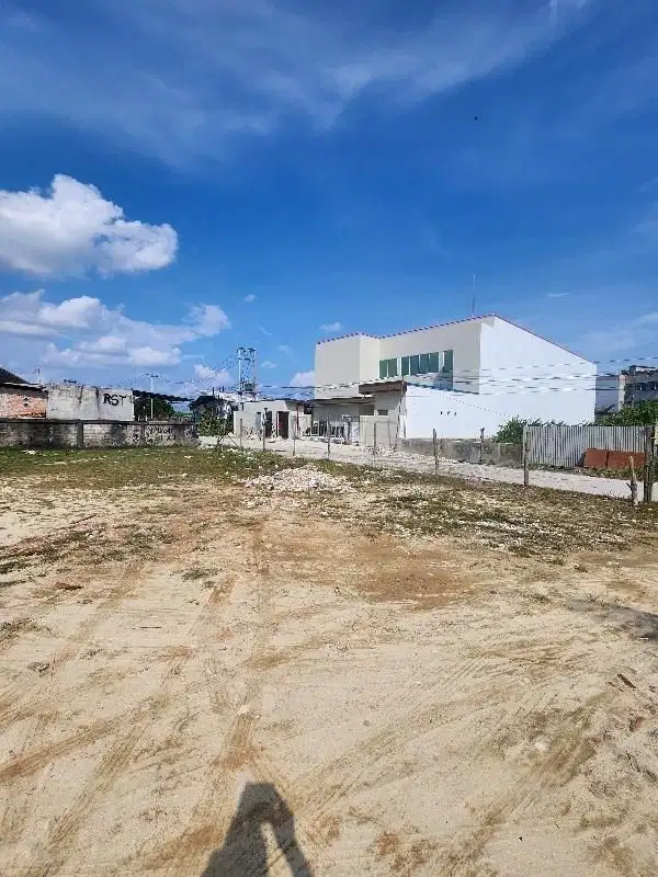 Tanah 30x30 Kawasan Sudirman dan Arifin Ahmad.