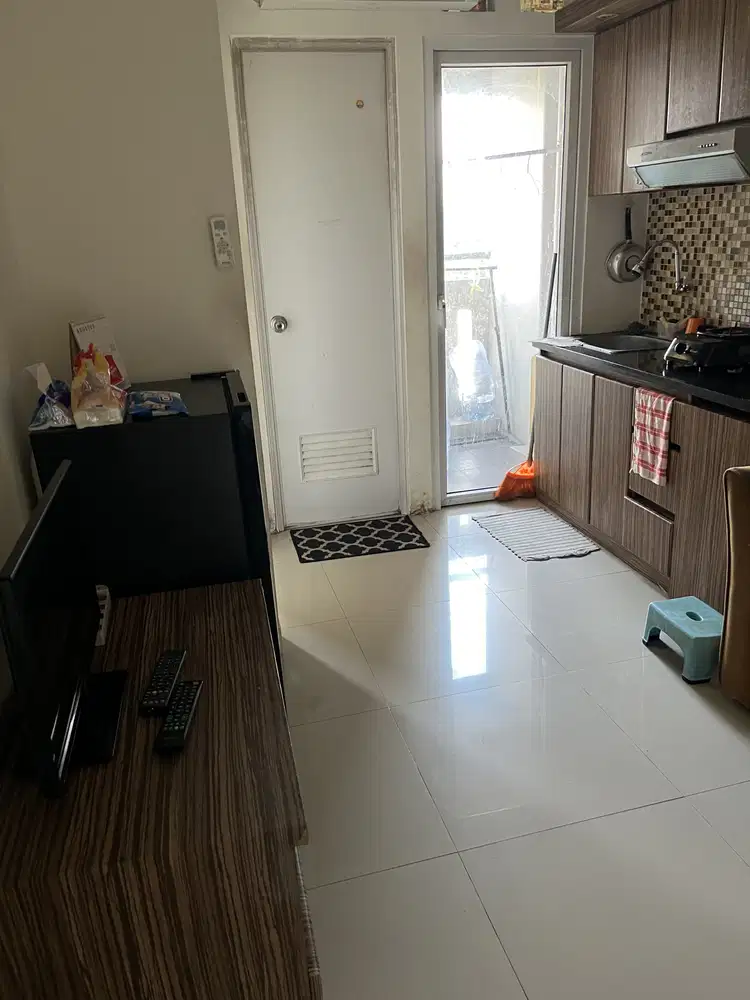 Apartemen Green Pramuka Sewa Bulanan 2 Kamar Tidur Kondisi Full Furnis