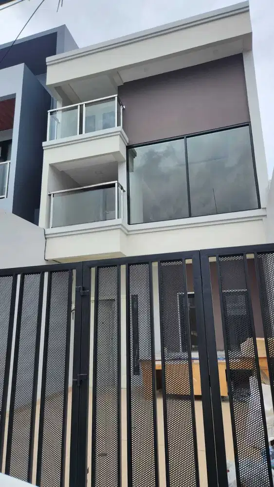 Dijual rumah brand new minimalis di GGR - Kelapa Gading