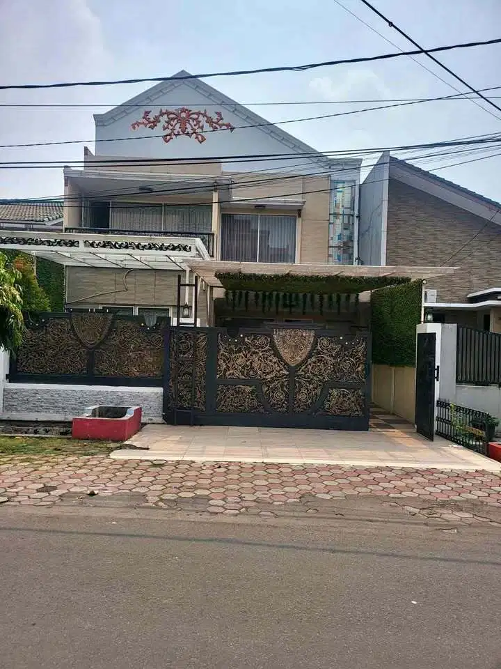 Rumah Bagus 2 Lantai Bebas Banjir di Rawamangun Jakarta Timur