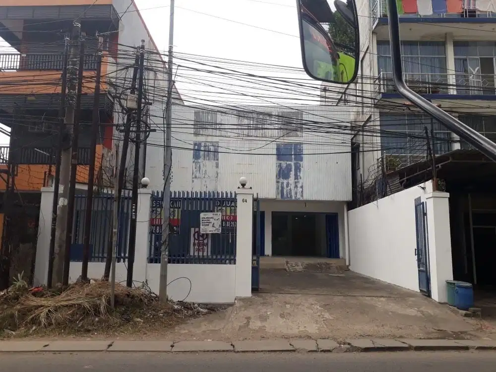 Sewa ex showroom motor dekat bandara soetta