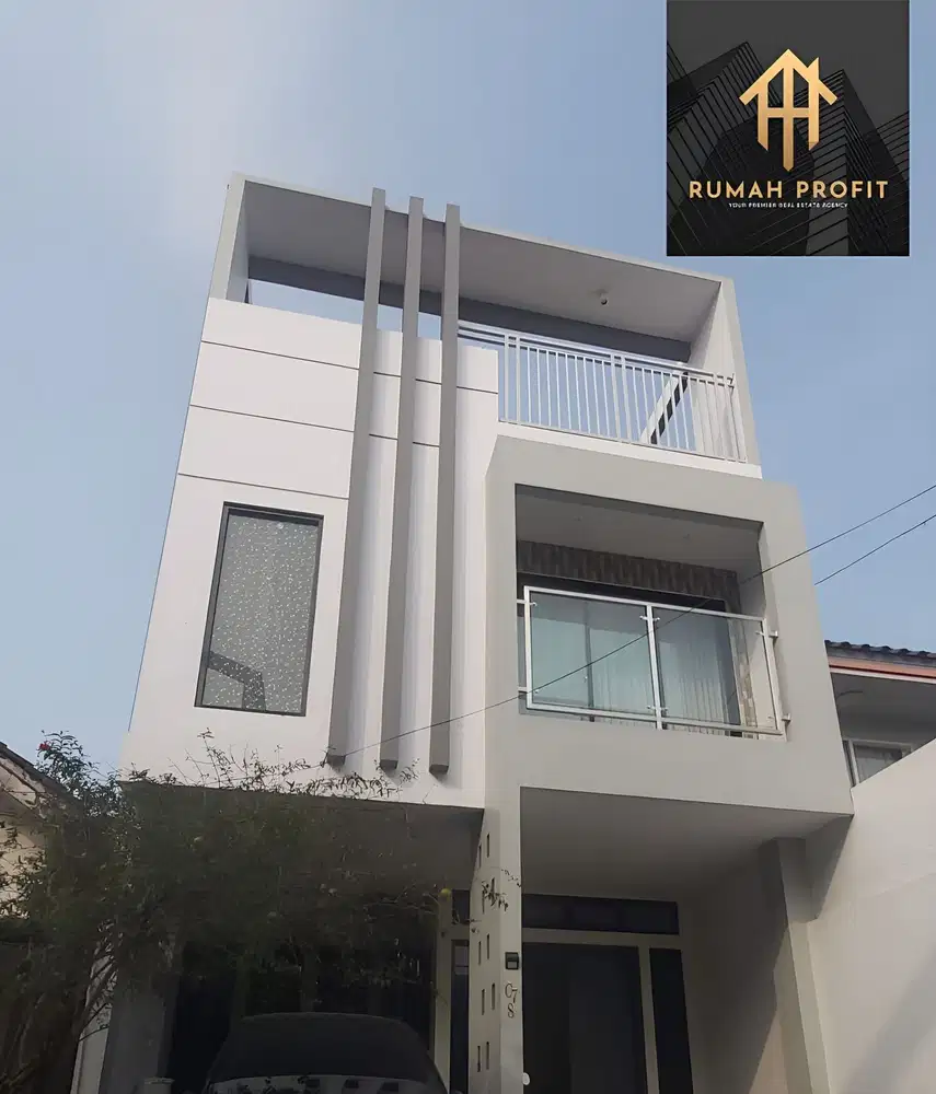 Dijual murah rumah mewah 2lantai setengah lagi Bu, selangkah gading Se