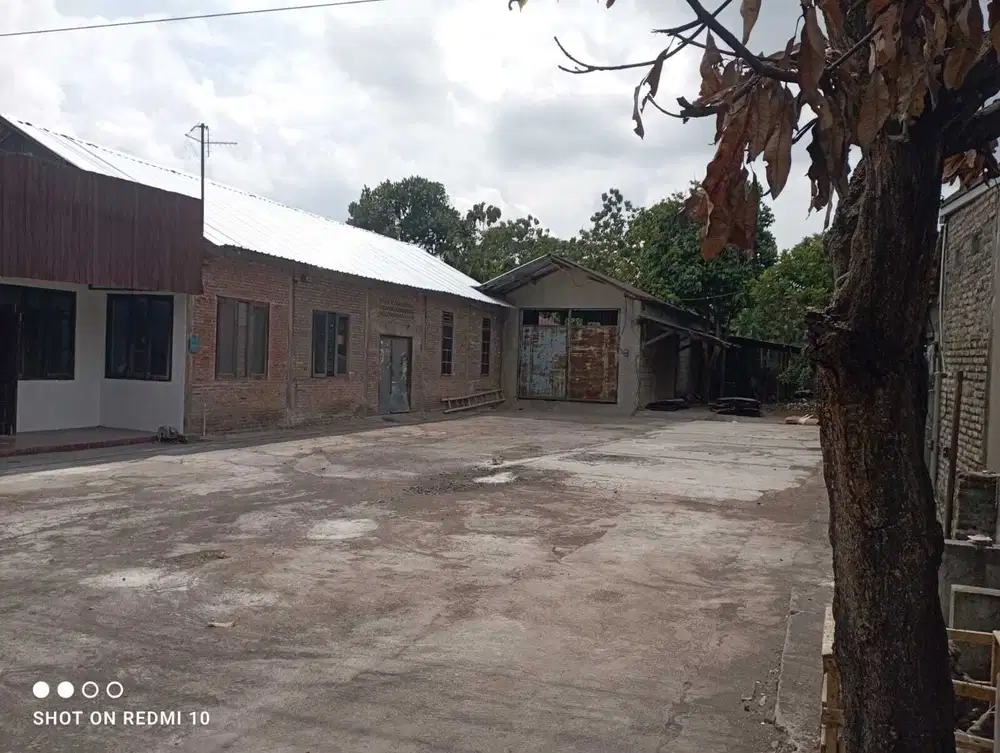 DISEWAKAN GUDANG LUAS 500 M2 DI TRIRENGGO, BANTUL, JOGJA