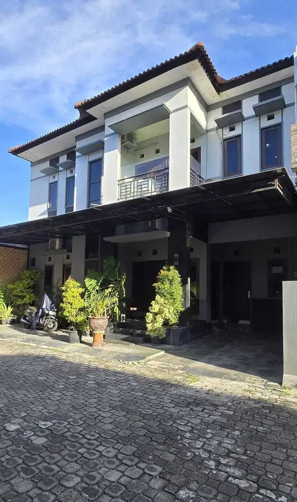 JUAL RUMAH DUA LANTAI DI PERUM PP UMBULHARJO YOGYAKARTA