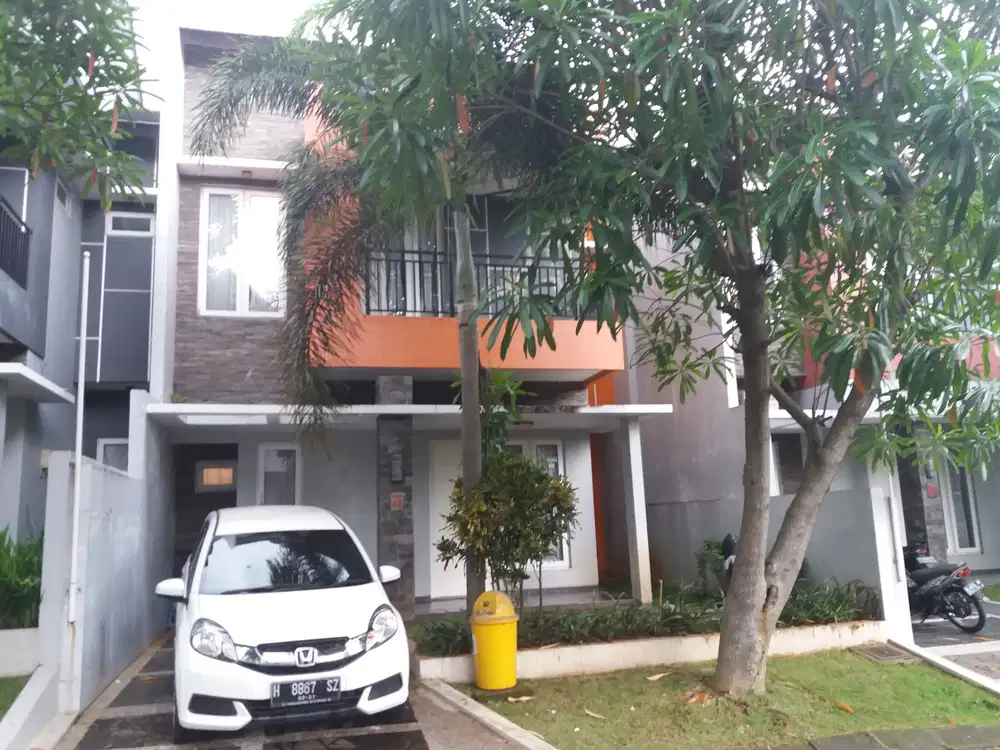 Rumah dijual di Mega Residence Semarang
