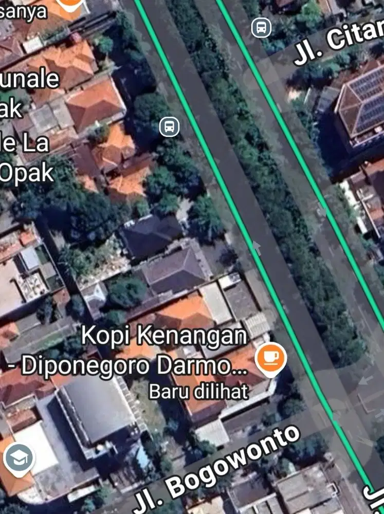 Dijual cepat, murah, strategis, di area komersiil Ry. Diponegoro