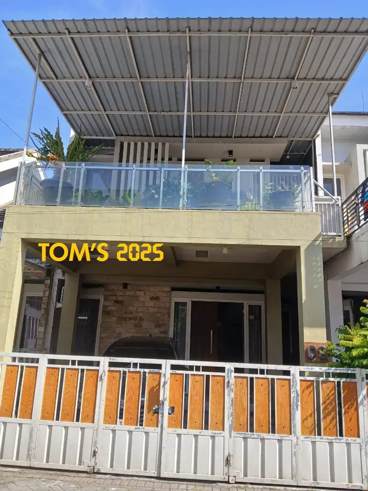 RUMAH ELEGAN DEKAT PERUMAHAN SAWOJAJAR