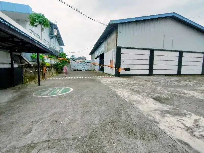 Disewakan Workshop dan Office