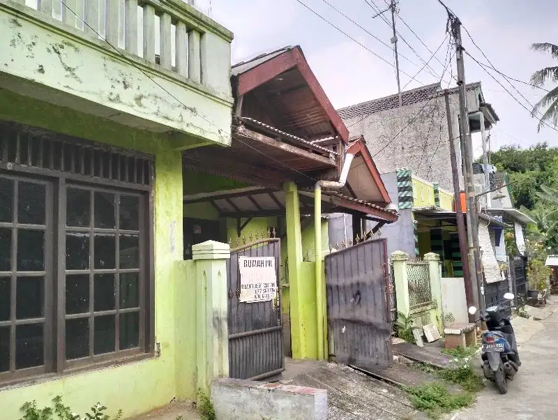 Rumah Komplek 2 Unit Gandeng Jarang Ada
