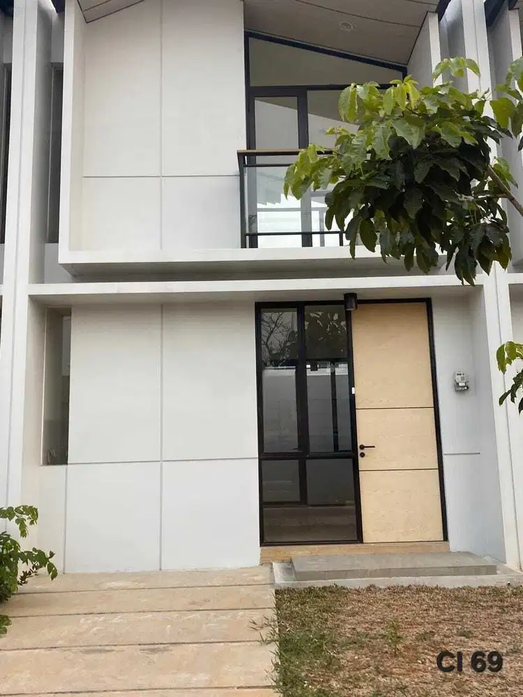 Disewakan rumah 2 lantai Cendana Icon