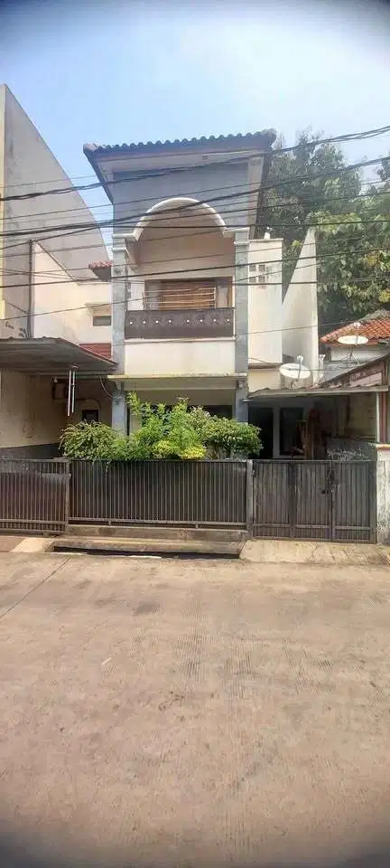 Rumah Murah 2 Lantai Bebas Banjir Di Bintara Bekasi Jawa Barat