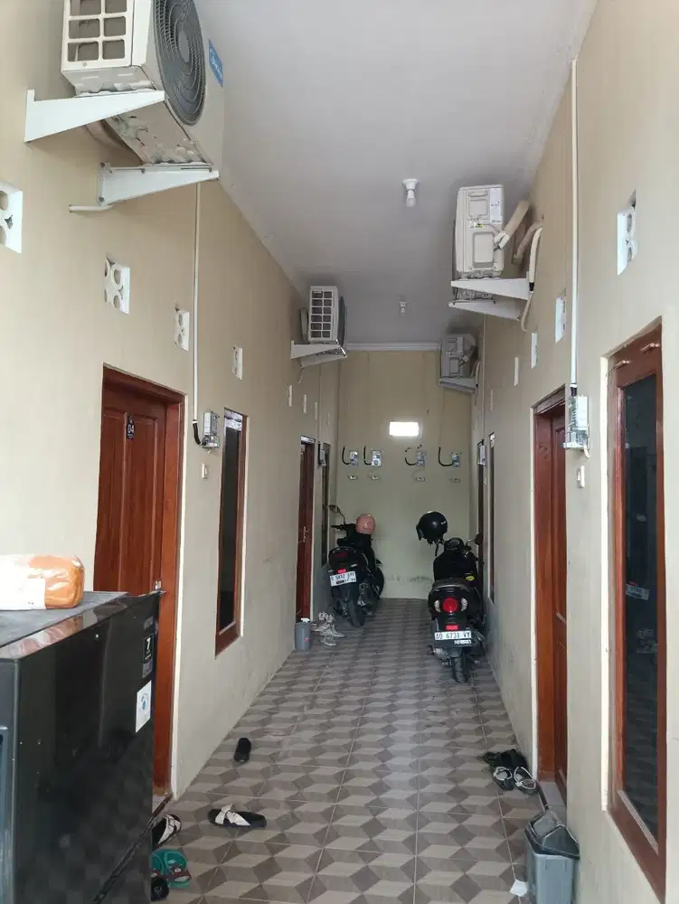 JUAL KOS 2 LANTAI 8 KAMAR AC DI PUCANGAN KARTASURA DEKAT UIN SOLO
