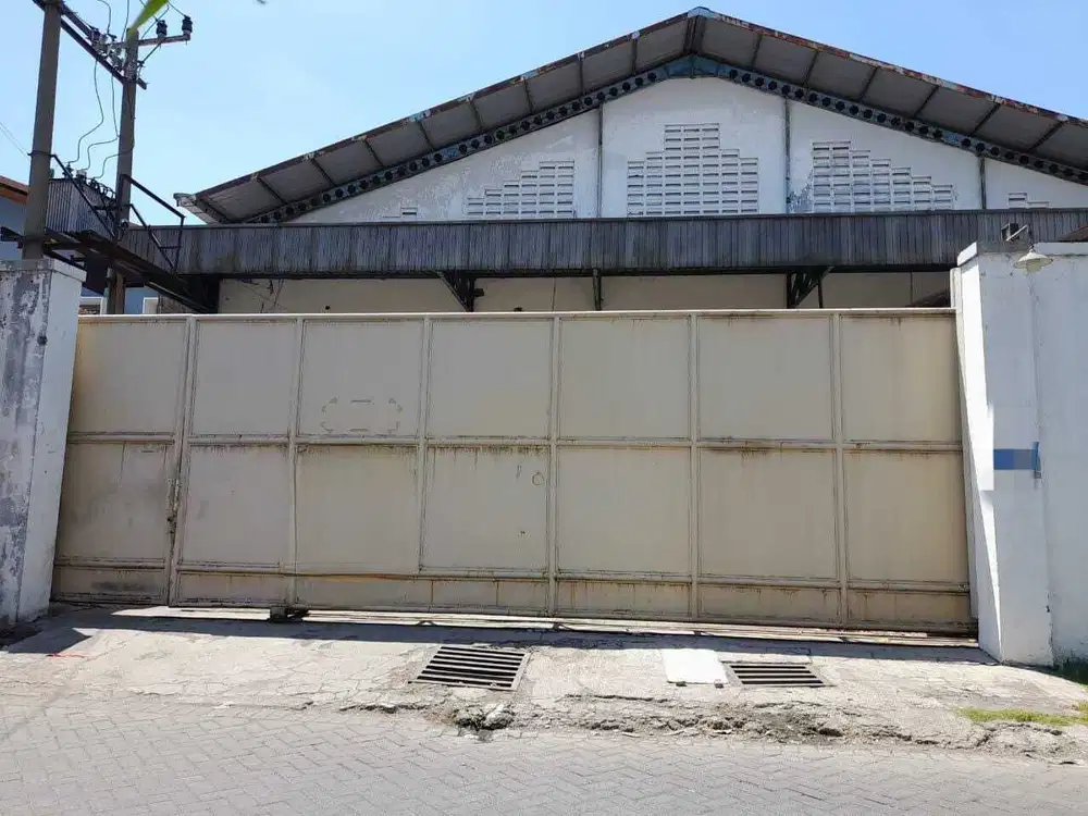 Dijual gudang dan pabrik lokasi strategis di Tropodo kec. Waru sdarjo