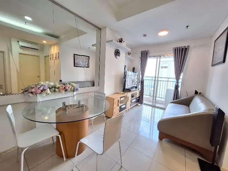 Disewakan apartement Cosmo Terrace thamrin 2 kamar furnish murah