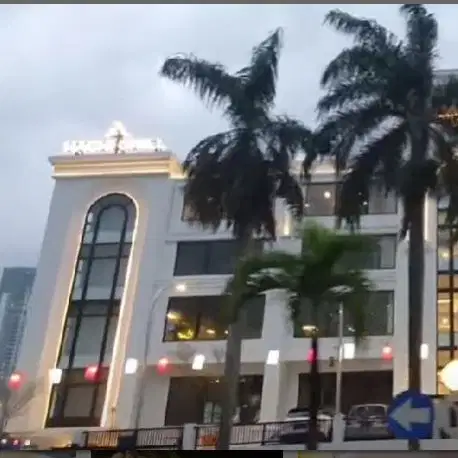 ruang usaha 623 m2 disewakan di Hachi building mal puri indah