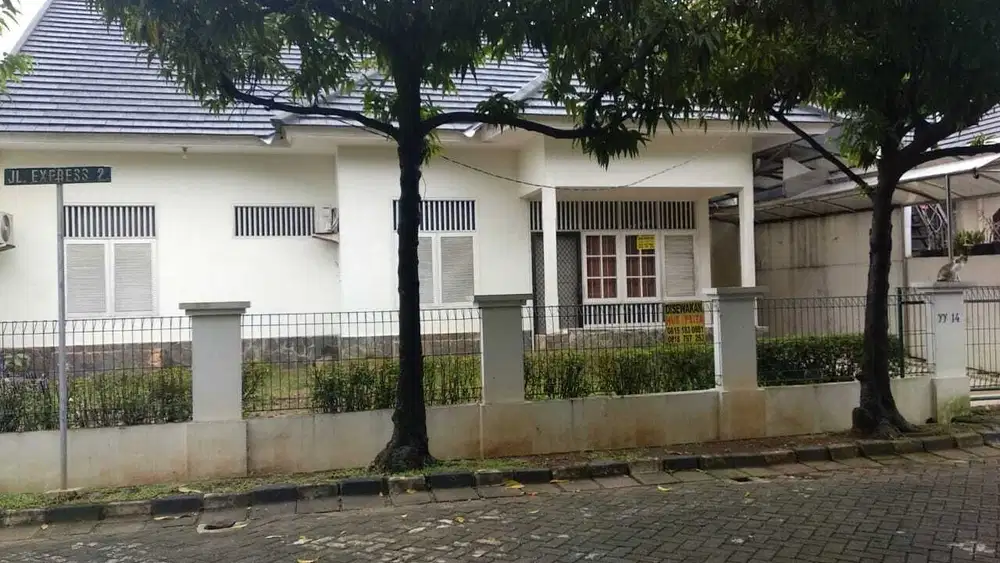 Rmh bagus dekat SVP, 3KT, 1KP, 2+1KM, luas   Kemang Pratama 1 Bekasi