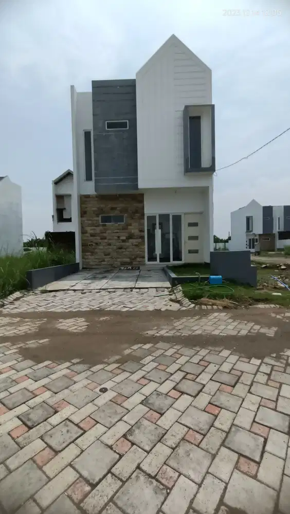 Rumah Dijual Sidoarjo 2lantai Tanpa DP Di Sentosa Buduran Residence