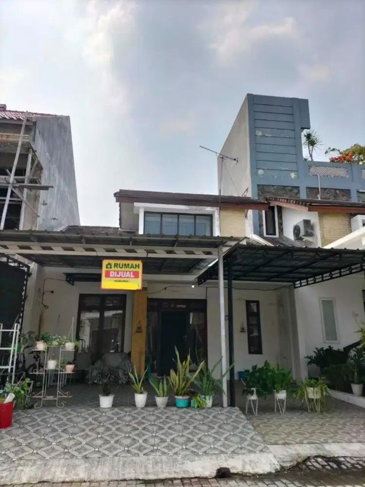 Dijual Rumah Simprug Jababeka luas 112m² Kamar tidur 3