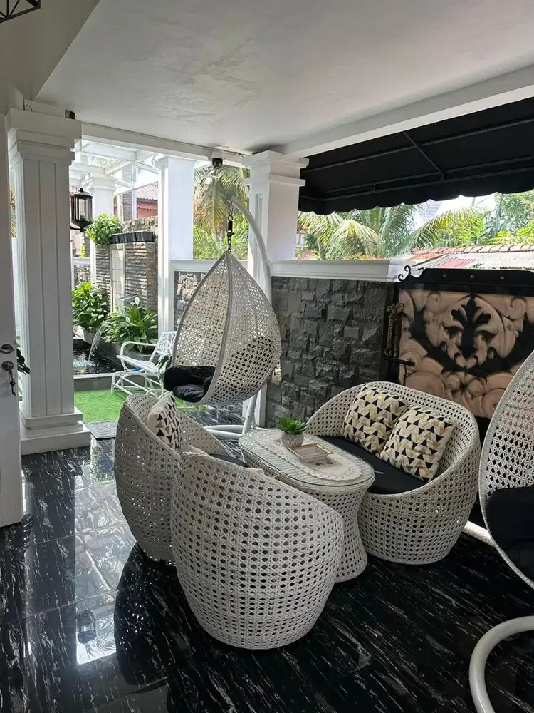 Rumah Hook Di Pesona Khayangan Margonda