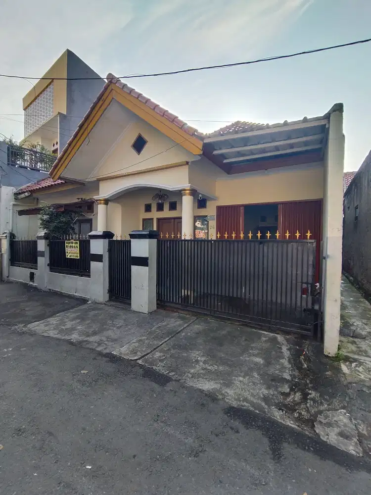 DIJUAL RUMAH DI PEJATEN PASAR MINGGU JAKARTA SELATAN