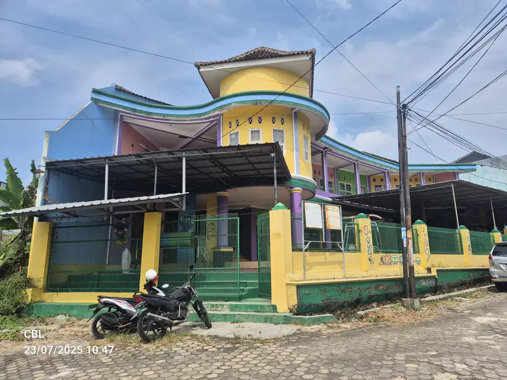 Tanah dan bangunan bekas sekolahan di kemiling