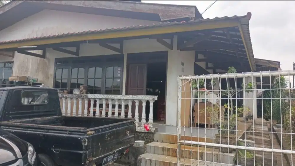 Dijual rumah tengah kota daerah martadinata