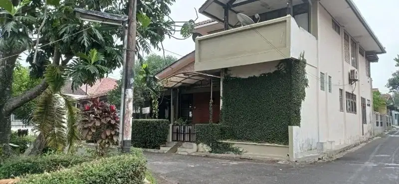 Dijual Cepat Rumah Vintage Siap Huni di Pusat Kota Cianjur