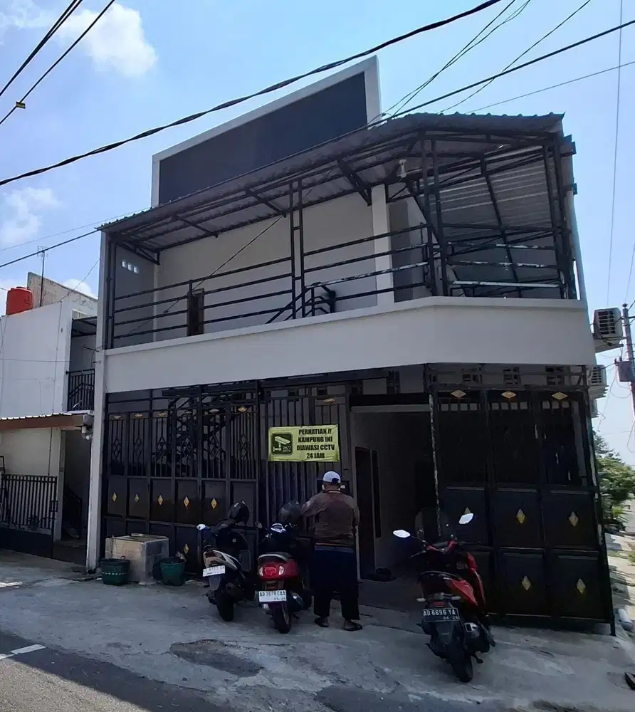 JUAL KOS MAHASISWA SEWA 13 JUTA PER TAHUN 8 KAMAR AC KAMPUS UNS SOLO