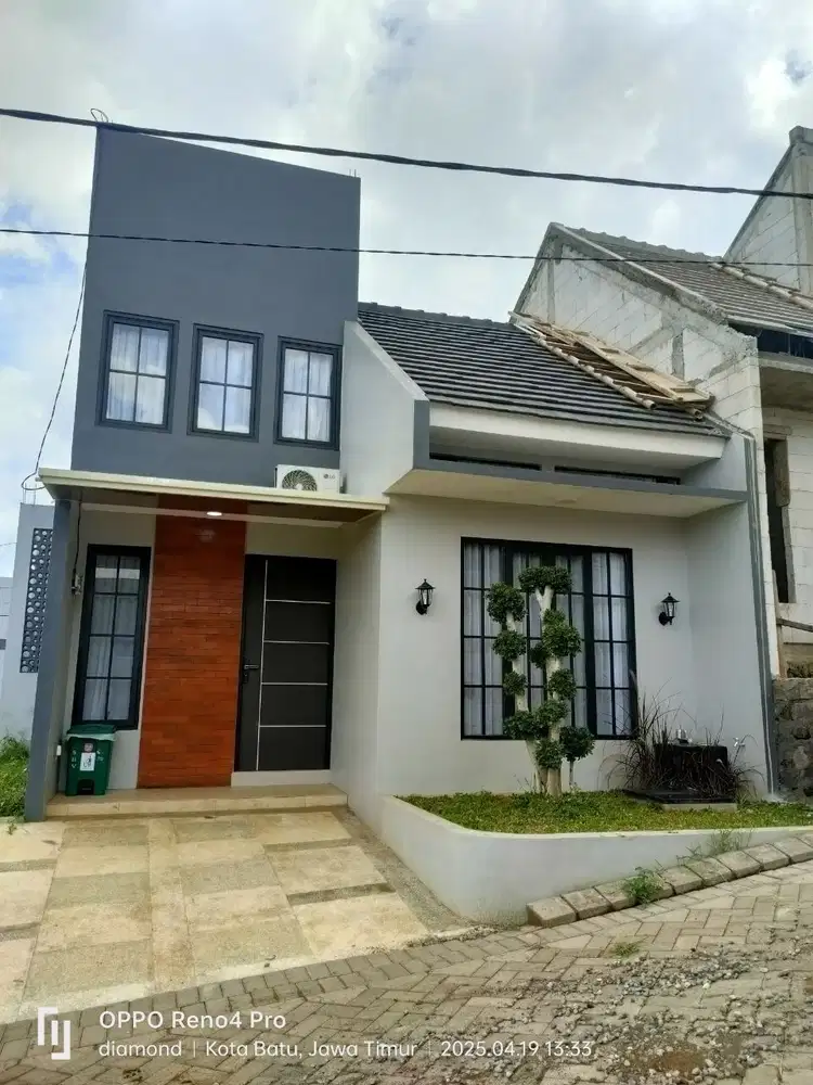 VILLA 400 JUTAAN KOTA BATU DEKAT BNS DAN JATIMPARK