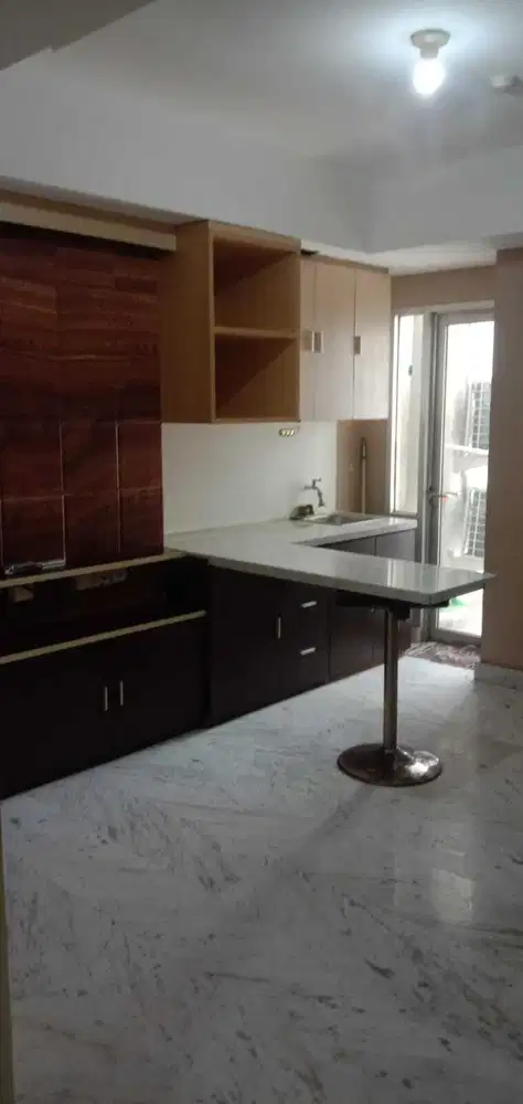 Disewakan Perbulan 2 Bedroom Furnish Apartemen Green Lake Sunter