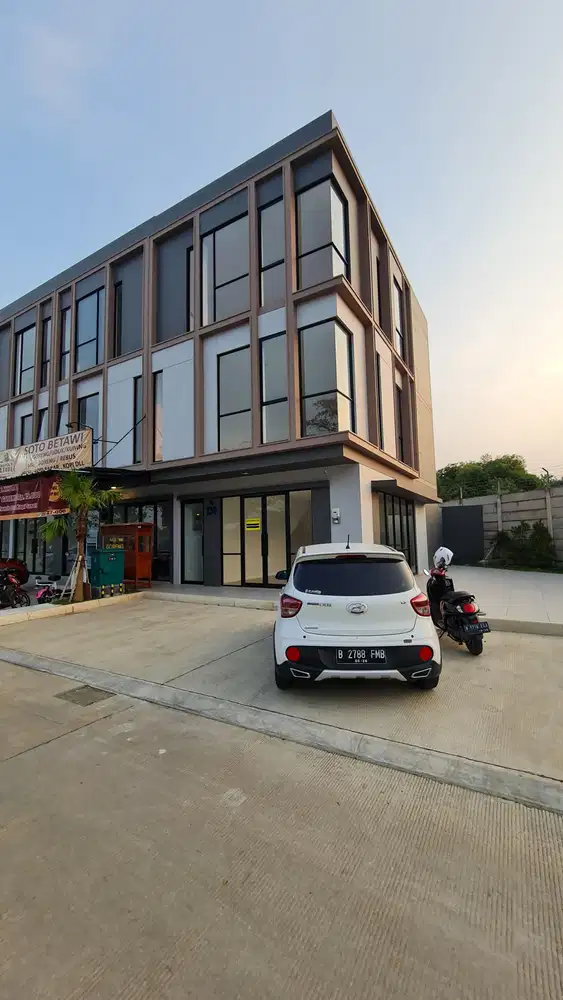 Disewakan Ruko Hook Cendana Spark Lippo Bonus ada Hydrant