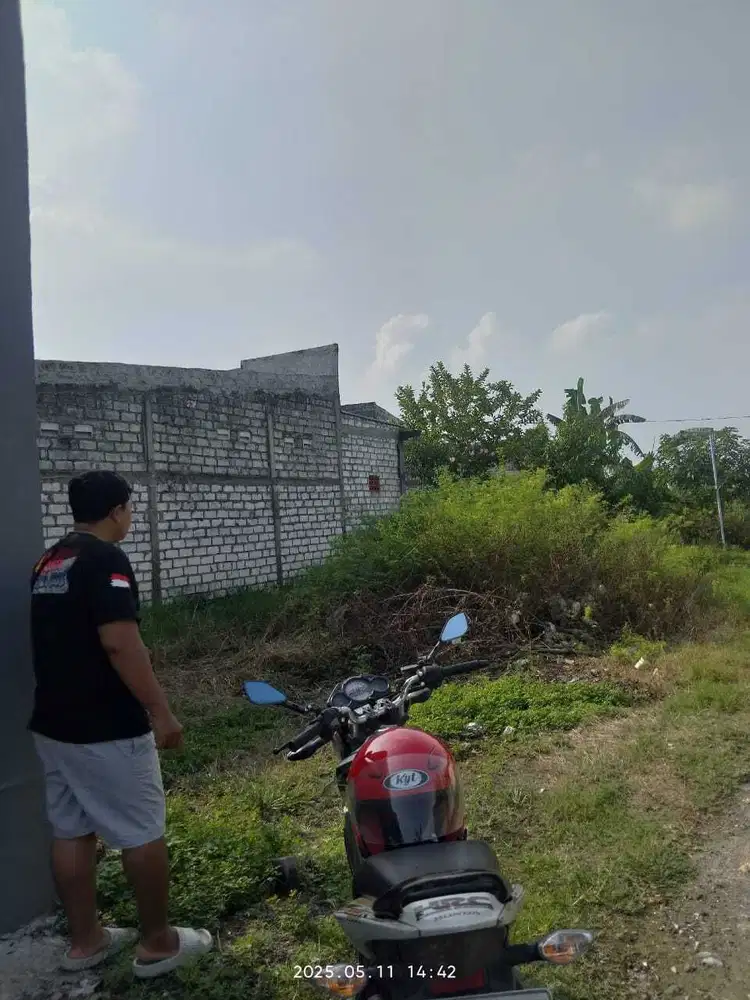 Tanah Metatu Benjeng Gresik Dijual Murah cepat B.U Poll 350 m Jl. Raya