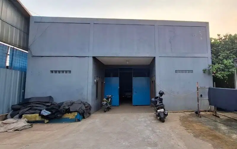 DISEWAKAN GUDANG SIAP PAKAI PAMULANG AKSES FUSO