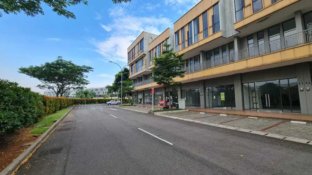 Disewakan atau Dijual Ruko Vasanta Innopark Gandeng 3