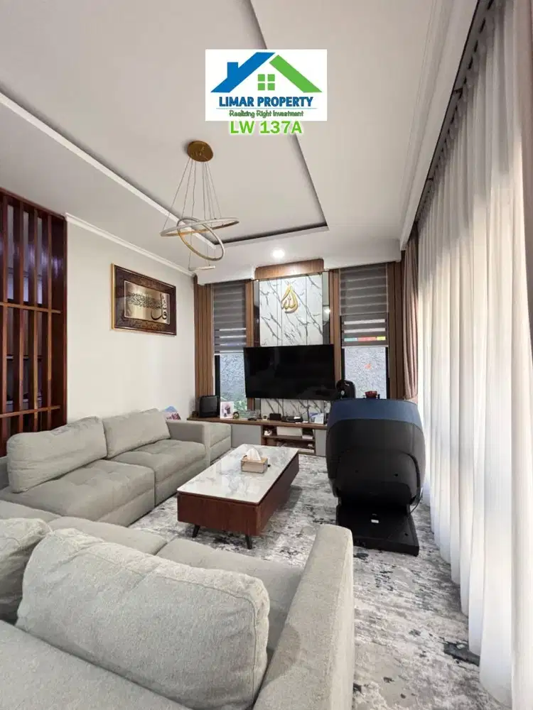 Rumah Hook Semi Furnish Harga Bagus di Legenda Wisata Cibubur