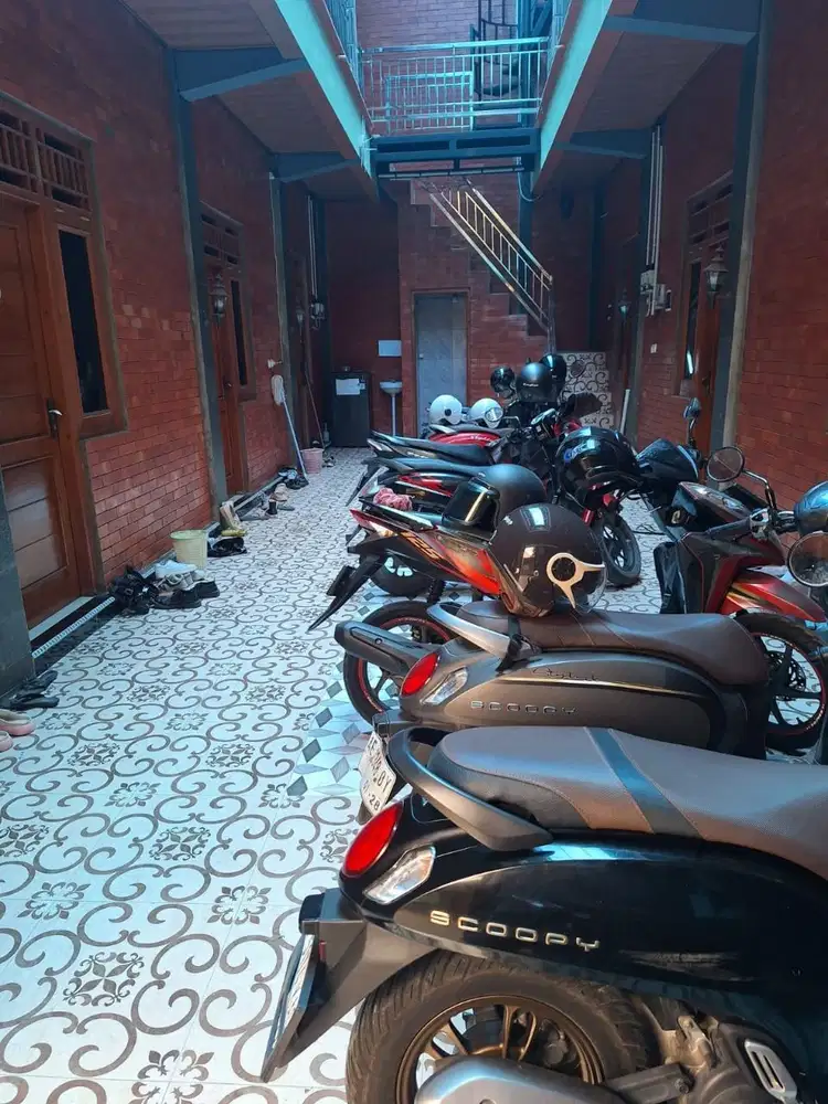DIJUAL KOST UMS 2 LANTAI FULL FURNISH