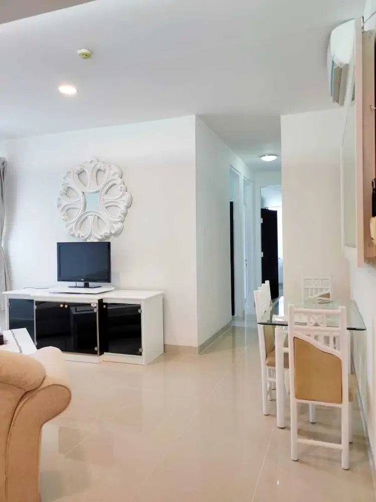 Bagus sekali, baru renovasi, fasilitas lengkap Crown Court Cikarang