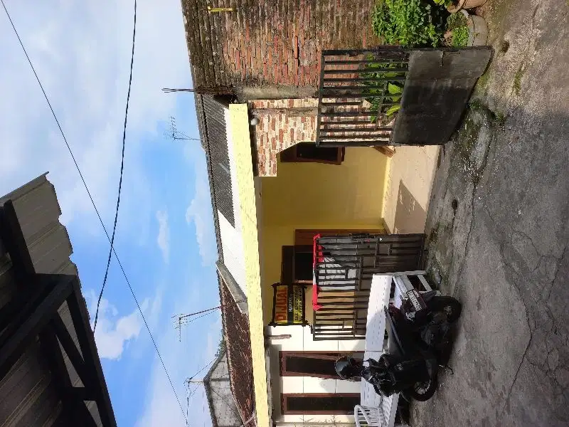 dijual rumah lokasi wonorejo