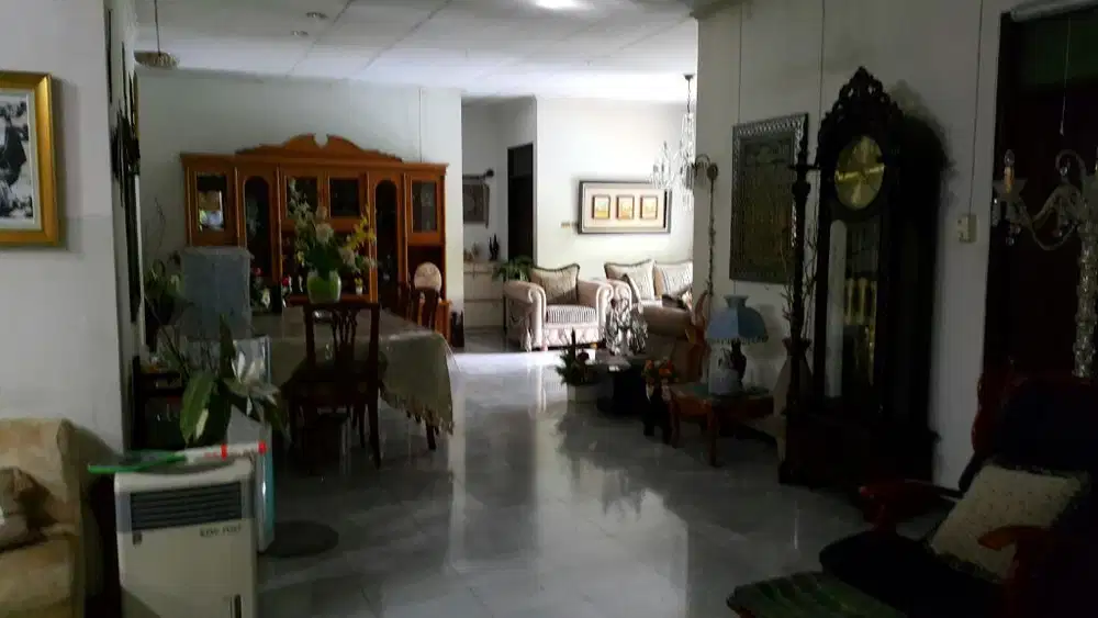 DIJUAL CEPAT RUMAH SIAP HUNI DIBAWAH HARGA NJOP DI JAKARTA SELATAN