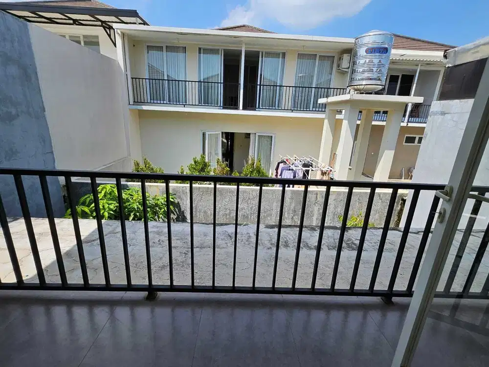 Disewakan rmh 2 lt di Ivypark