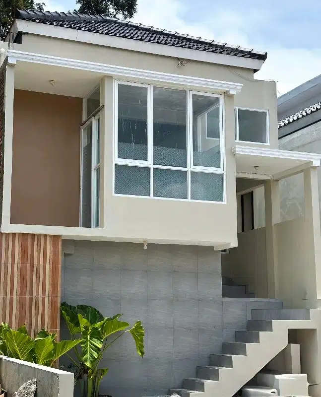 Rumah modern 2 Lantai Kebumen