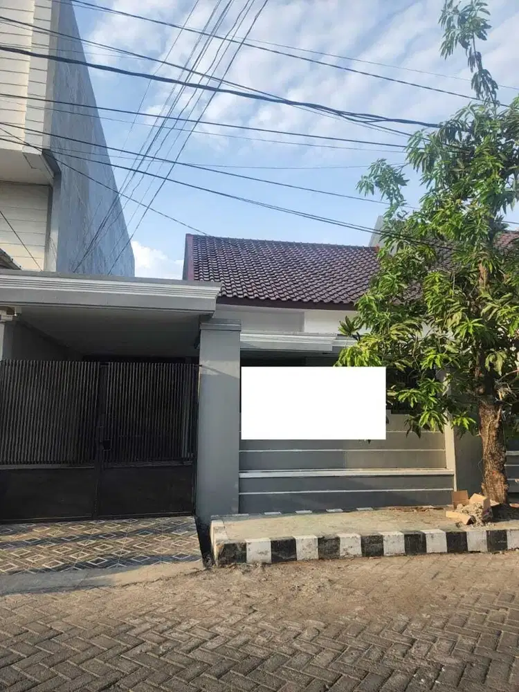 DEKAT SIER Rumah 1,5 Lantai Kutisari Indah Surabaya Selatan Luas 279m