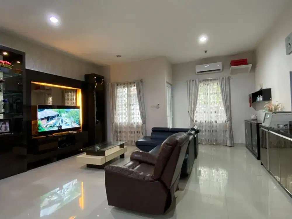 rumah murah 3 lantai  full furnish di citra  grdn tinggal bawa koper
