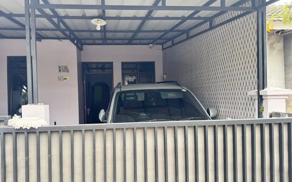 Rumah Terawat 3 Kamar 10 Menit ke RSUD Depok Timur Dibantu KPR J-37770