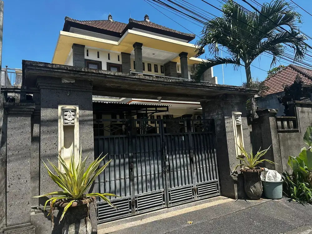 Rumah di area padonan Canggu minimal sewa 3 tahun