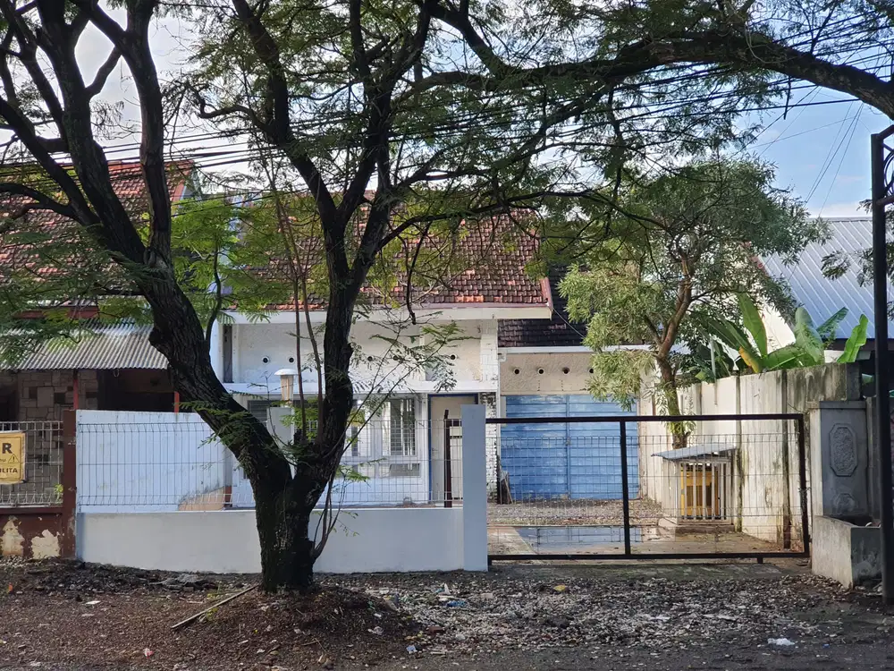 Mentri Supeno Kantor Gubernur