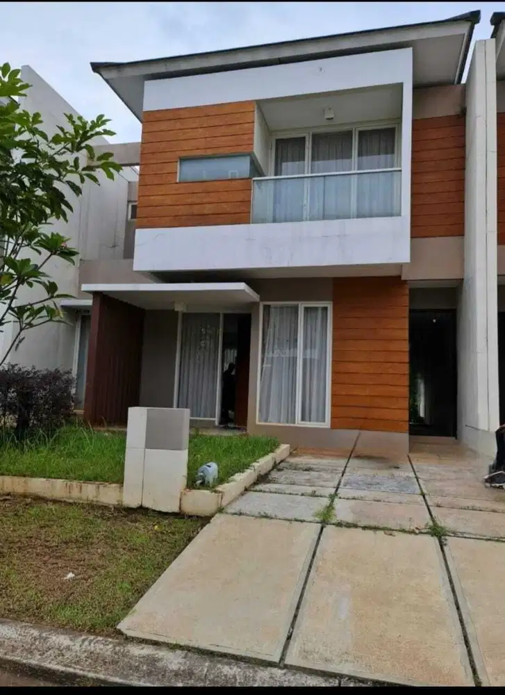 Disewakan Rumah 2 Lnatai Di Lvypark BSD