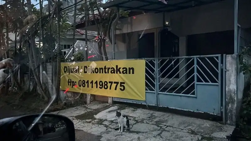 disewakan rumah di perumahan Cipinang indah 2 sekat apartemen Bassura