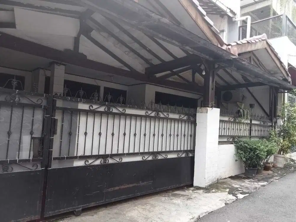 Rumah Strategis - TEBET Rumah dijual