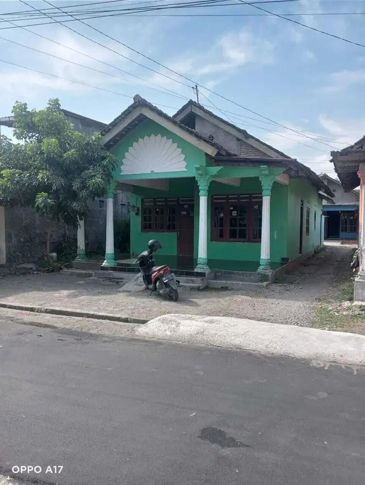 Rumah second siap pakai lokasi Baki